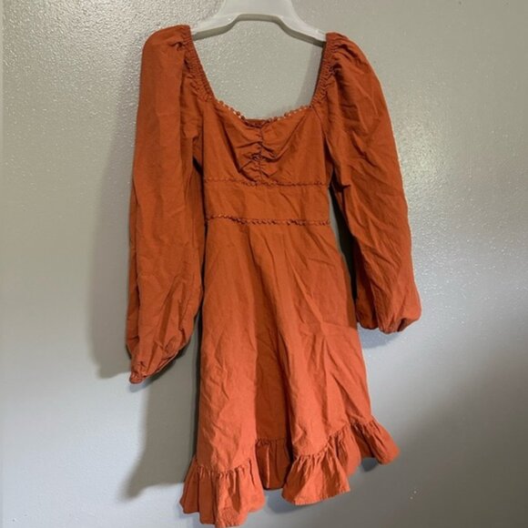 Dresses & Skirts - Dress